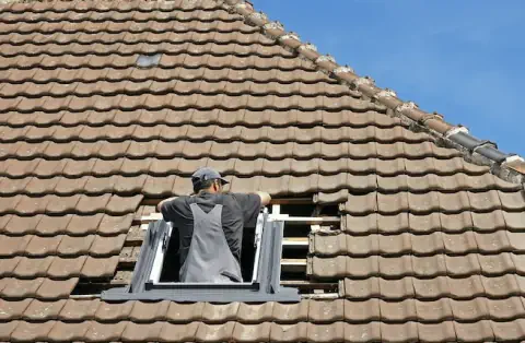Pose de velux - Availles Limouzine